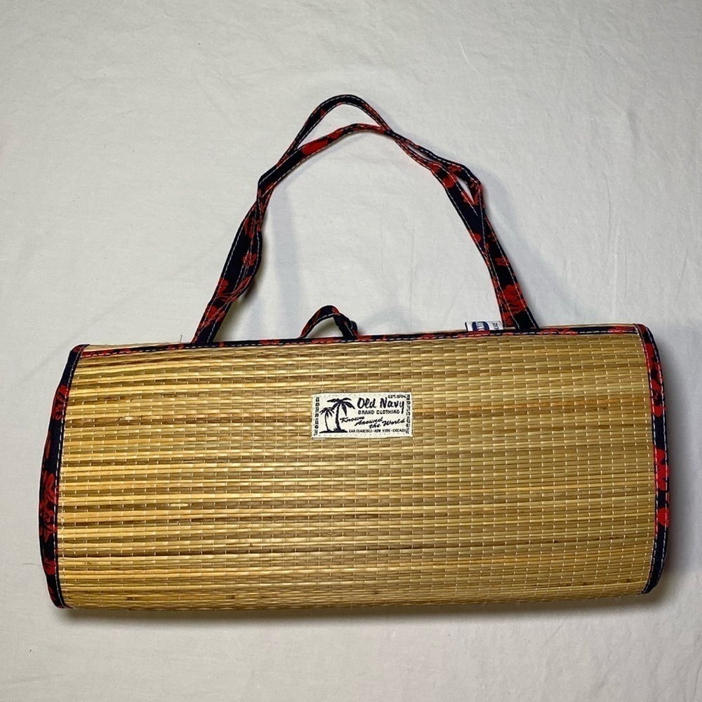 Old Navy Spring 2002 Vintage Portable Straw Beach Mat NWOT